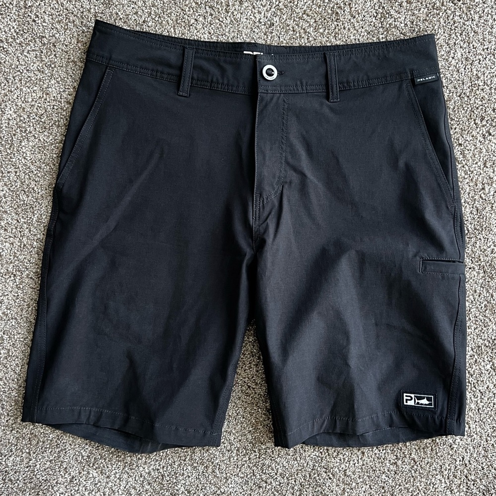 Pelagic Mako Hybrid Shorts